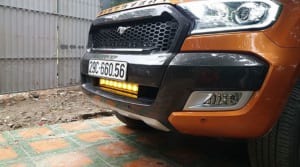 Mặt calang Ford Ranger độ kiểu ford Mustang