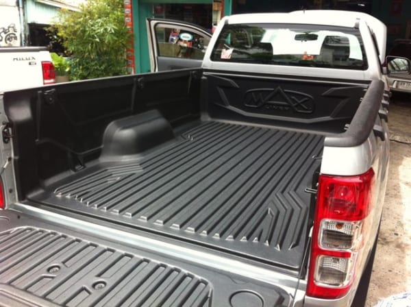 lot-thung-xe-ford-ranger-1