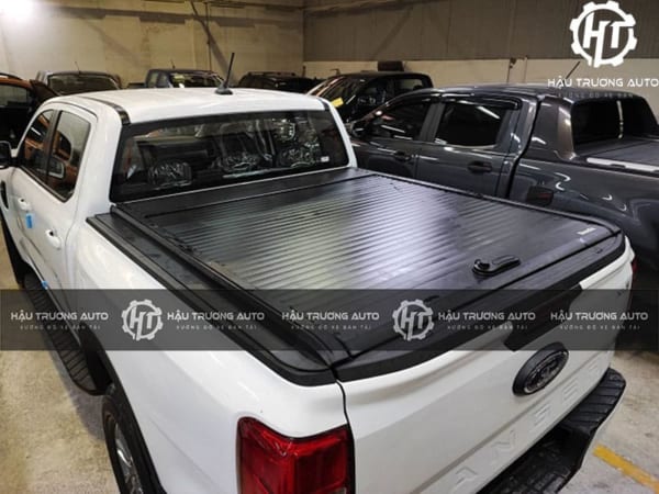 nap-thung-cuon-co-ford-ranger-2023