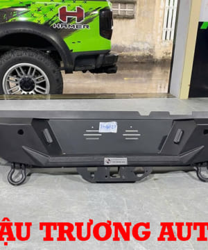 can-truoc-rival-hop-kim-nhom-xe-ban-tai