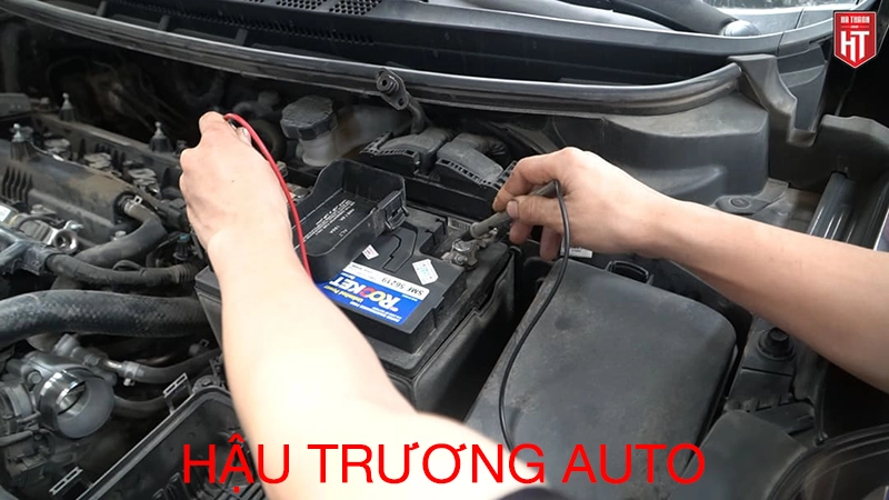 Ác quy ô tô bị kém