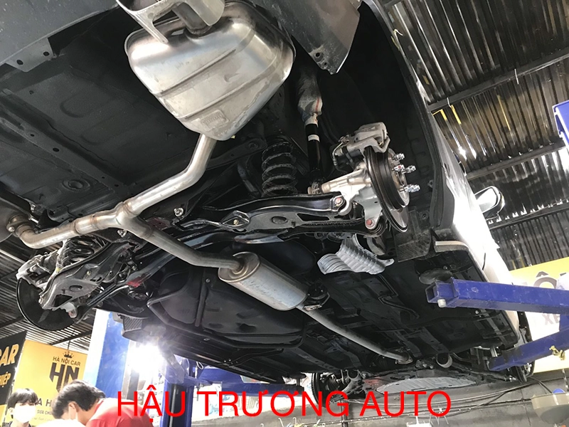 Sửa chữa khung gầm ô tô